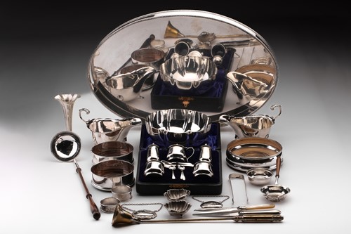 Lot 434 - A quantity of silver and silver plate...
