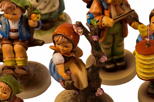 Lot 222 - A large collection of modern Hummel figures,...
