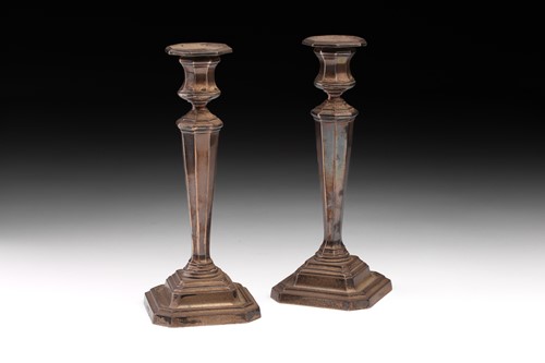 Lot 358 - A pair of early 20th century octagonal section...
