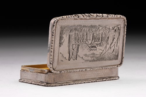 Lot 386 - A Victorian castle top snuff box; rounded...