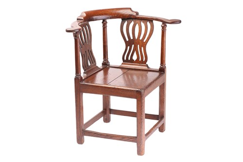 Lot 111 - A late 18th-century oak and elm corner...