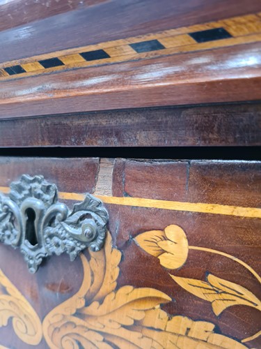 Lot 155 - An early 19th-century Dutch marquetry inlaid...