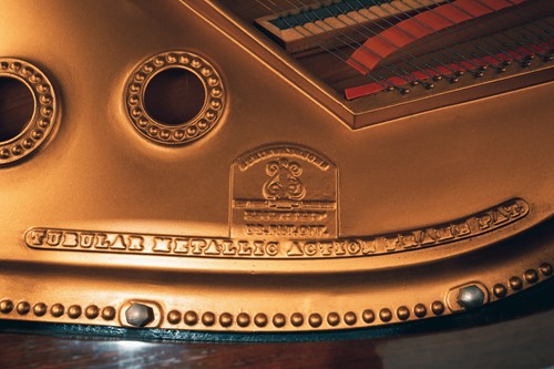 Lot 210 - A Steinway of New York baby grand piano No...