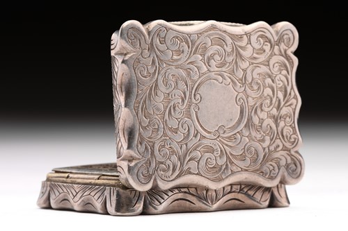 Lot 458 - A Victorian vinaigrette; shaped rectangular...
