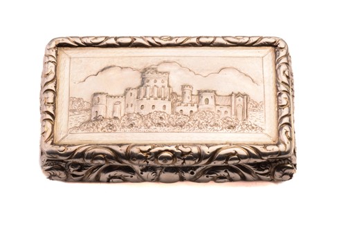 Lot 395 - A George IV castle top snuff box; rounded...