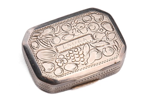 Lot 303 - A George III vinaigrette; octagonal, the cover...
