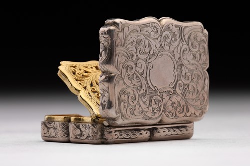 Lot 429 - A Victorian vinaigrette; shaped rectangular...