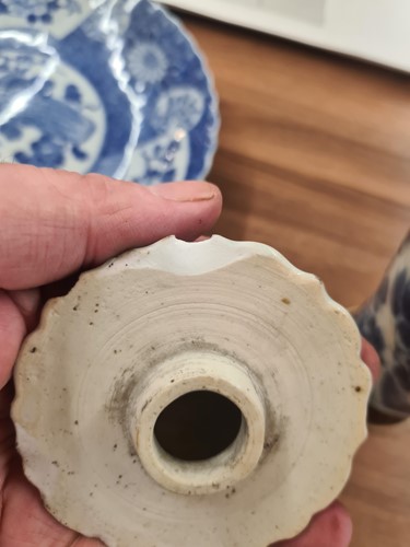 Lot 71 - A small collection of mostly Chinese blue and...