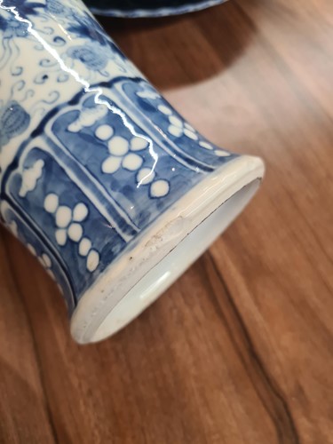 Lot 71 - A small collection of mostly Chinese blue and...