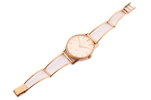 Lot 223 - A Zenith hand-wound mechanical wristwatch,...
