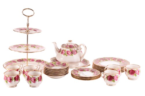 Lot 218 - A Royal Albert 'Old English Rose' teaset,...