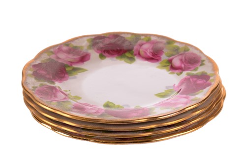 Lot 218 - A Royal Albert 'Old English Rose' teaset,...