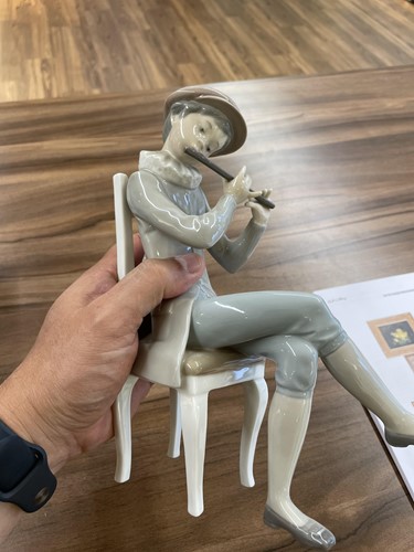Lot 221 - A group of five large Lladro figures, to...