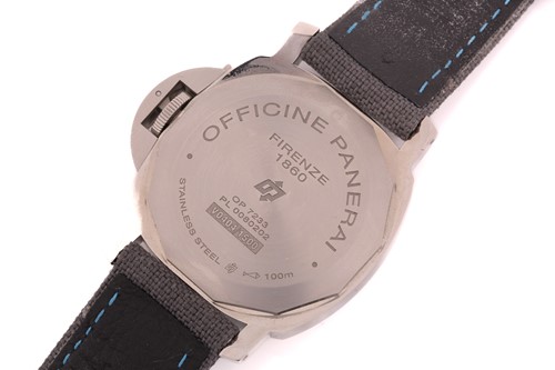 Lot 252 - A Panerai Luminor Base Logo 44mm wristwatch,...