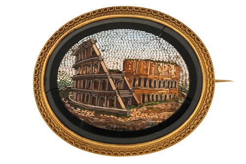 Lot 1 - A Grand Tour micromosaic brooch, depicting...