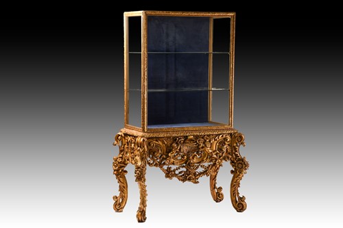Lot 225 - A 17th-century Italian style carved wood and...