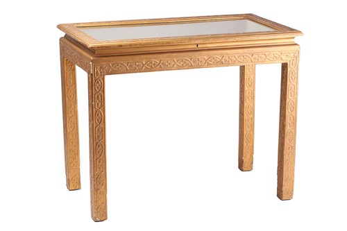 Lot 218 - A Chinese Chippendale style carved wood and...