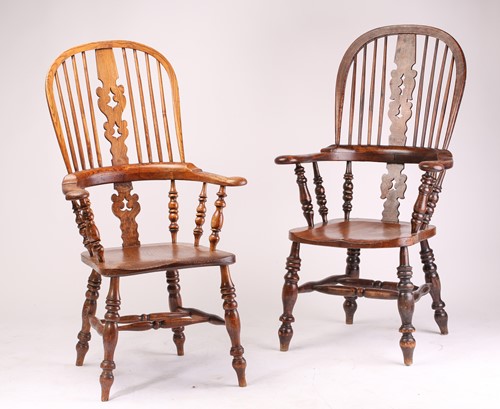 Lot 292 - Two similar19th/20th-century Yorkshire-type...