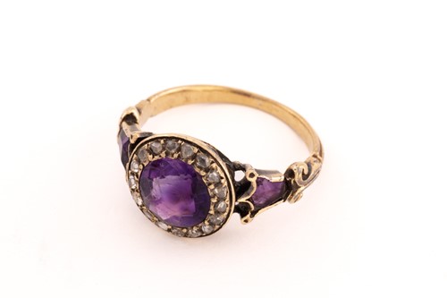 Lot 110 - A Victorian amethyst and diamond cluster ring,...