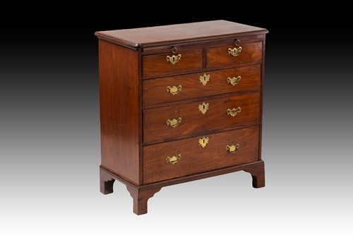 Lot 258 - A small George II Cuban mahogany bachelor's...