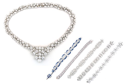 Lot 150 - A silver and cubic zirconia necklace and...