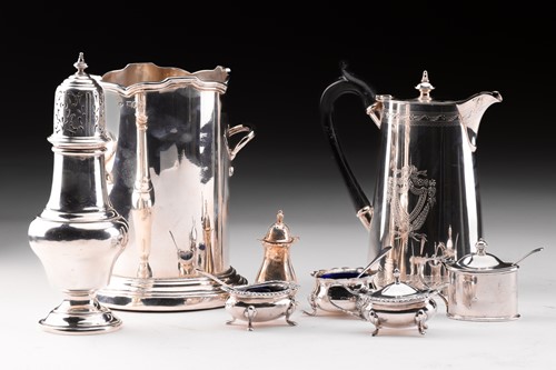 Lot 288 - A mixed collection of silver comprising of a...