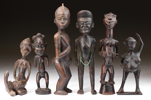 Lot 22 - A Lwena figure of a standing female, Angola,...