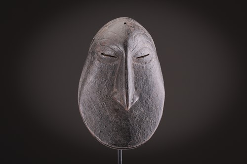 Lot 151 - Four Hembe monkey masks, Democratic Republic...