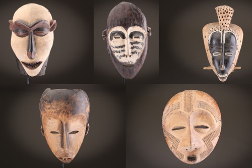 Lot 43 - A Fang Ngil mask, Gabon, the open mouth...