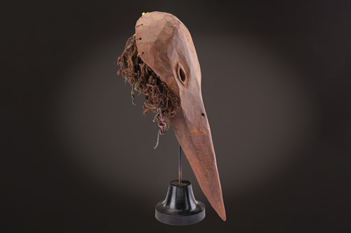 Lot 42 - A large Tchokwe zoomorphic Kapu Kulu mask,...