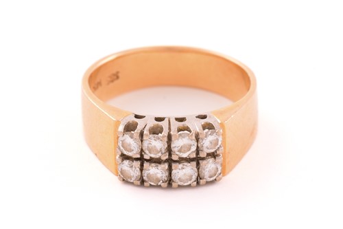 Lot 152 - A yellow metal dress ring, claw set with eight...