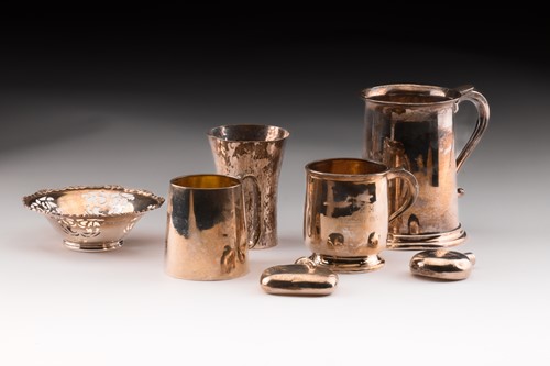 Lot 298 - A collection of silver comprising of an Asprey...