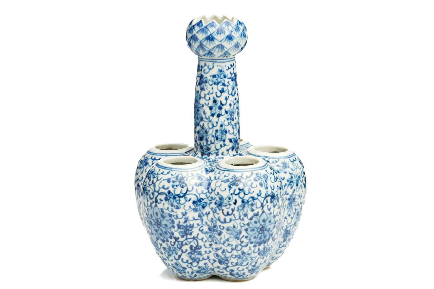 Lot 80 - A Chinese porcelain quintal bulb pot, painted...