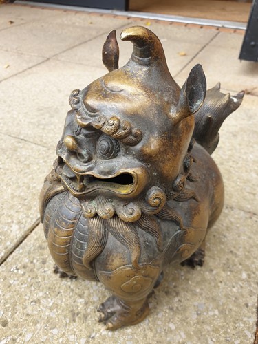 Lot 75 - A large Chinese bronze Pixiu censor, with open...