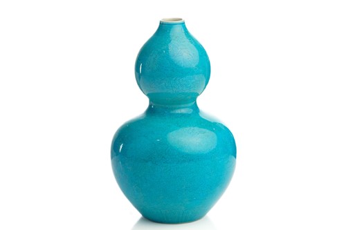 Lot 202 - A Chinese porcelain double gourd vase, the...