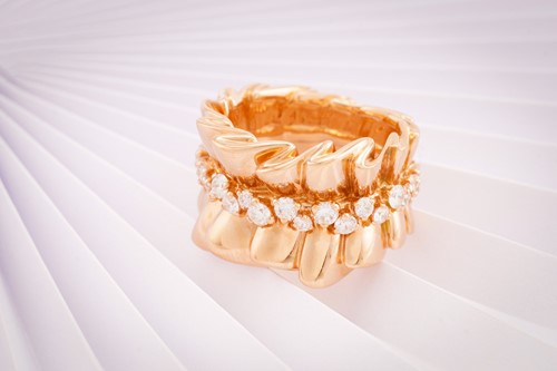 Lot 278 - Dior - 'Archi' ring set with diamonds in 18ct...