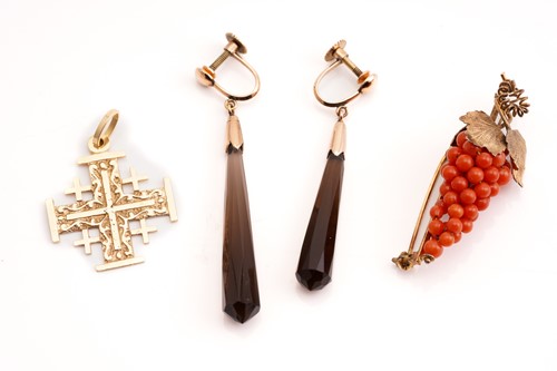 Lot 49 - A pair of asymmetrical drop earrings, a...