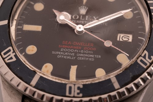 Lot 346 - A Rolex Sea-Dweller Submariner 2000 - Double...