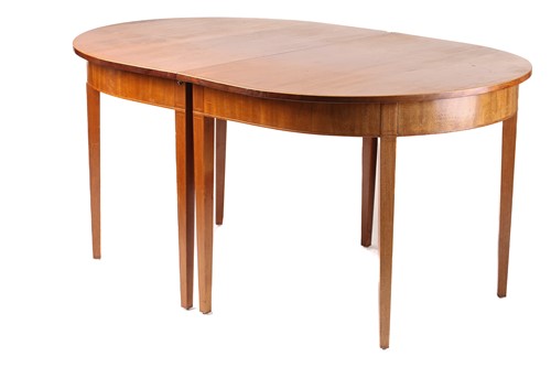 Lot 289 - A George III-style mahogany dining table, 20th...