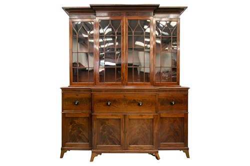 Lot 266 - A large early 19th century figured mahogany...