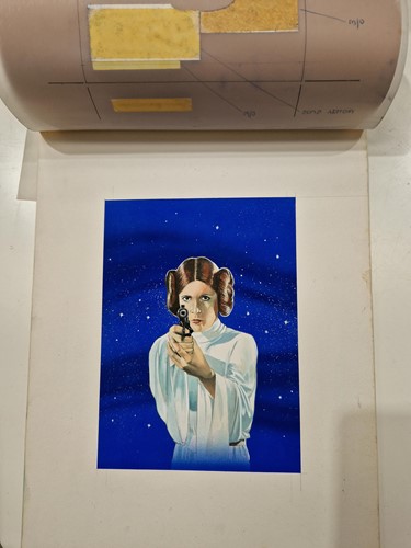 Lot 392 - A collection of five items of original 1977...