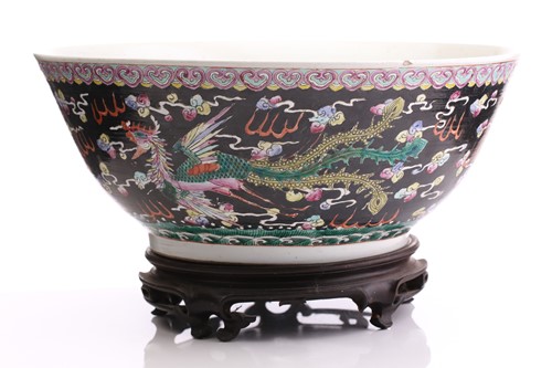 Lot 216 - A large Chinese porcelain bowl, early 20th...