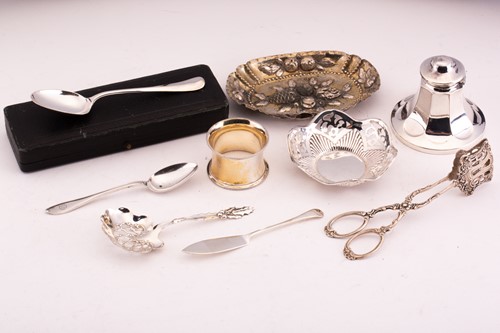 Lot 395 - A 19th century German parcel gilt bon bon dish,...