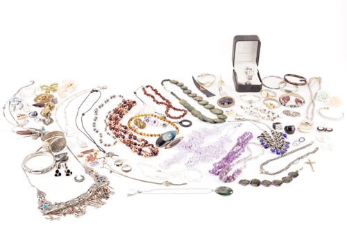 Lot 85 - A Butler and Wilson beaded necklace and...