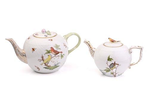 Lot 445 - A Large Herend 'Rothschild Birds' globular...