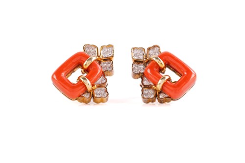 Lot 124 - A pair of Japonisme earrings set with precious...