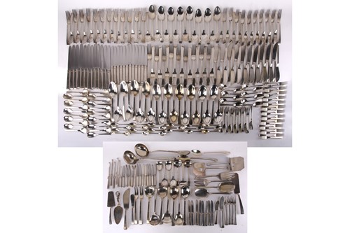 Lot 441 - An extensive German silver Werkbund style...