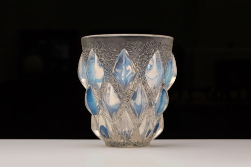 Lot 298 - René Lalique (French 1860-1945), an opalescent...