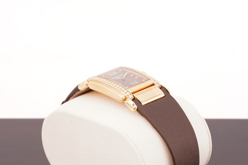 Lot 406 - A Patek Philippe Twenty~4 4920R-001, featuring...