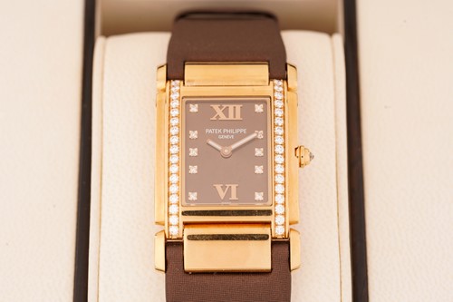 Lot 406 - A Patek Philippe Twenty~4 4920R-001, featuring...